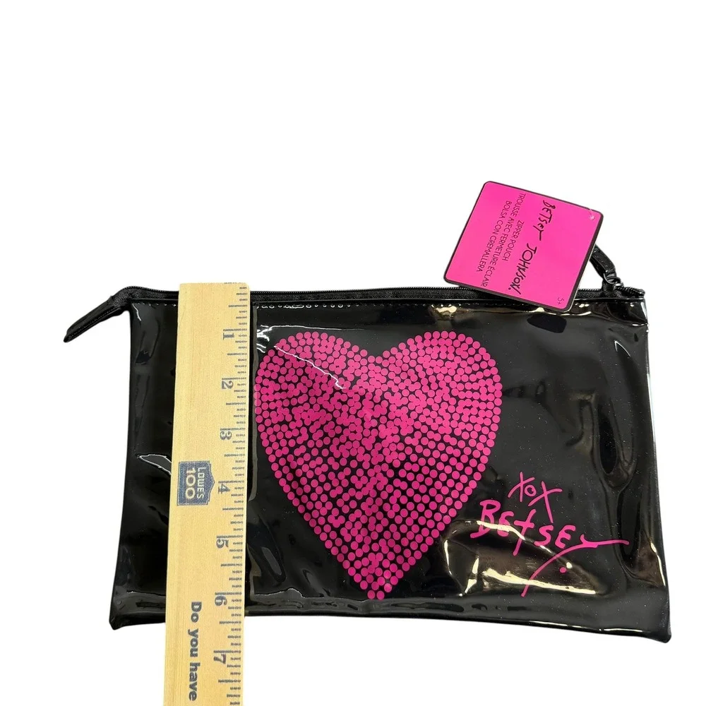 Betsey Johnson Black‎ Pink Heart Zipper Pouch Cosmetic Makeup Travel Bag